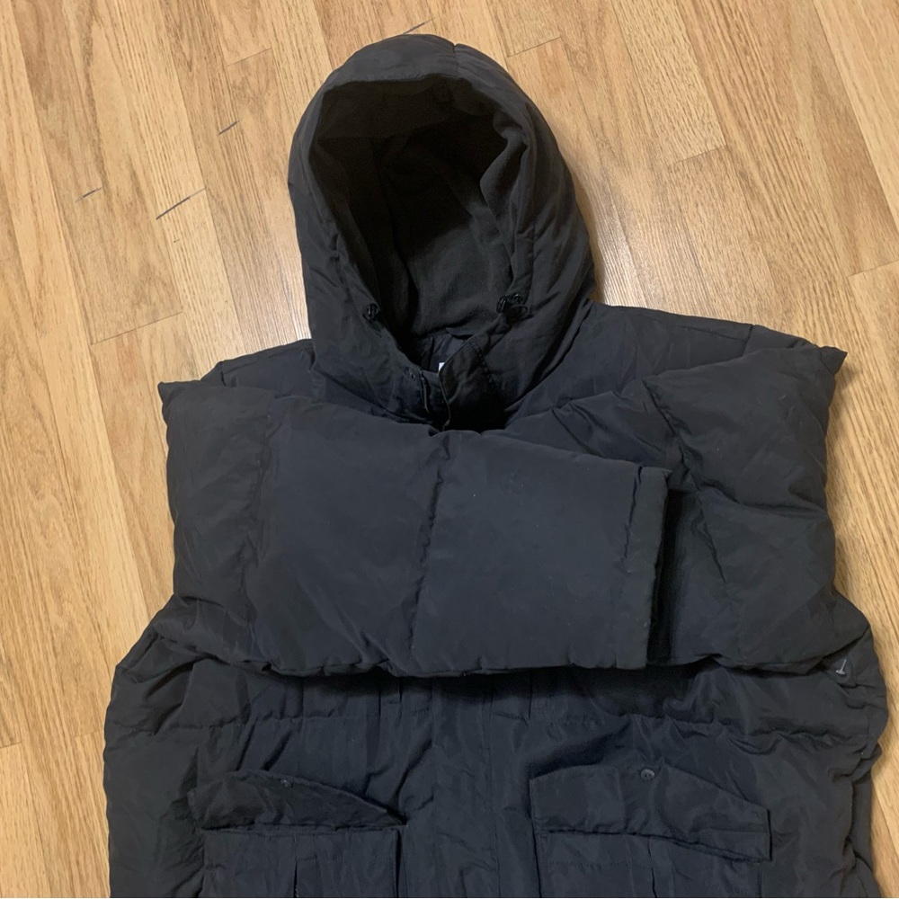 Black puffer jacket